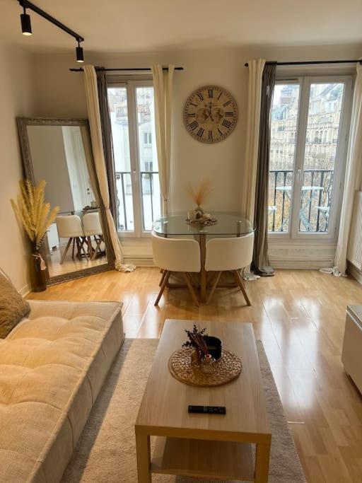 Appartement Paris Vue Tour Eiffel Trocadero Exterior foto