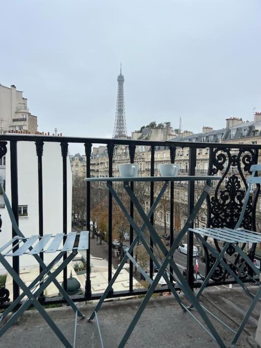 Appartement Paris Vue Tour Eiffel Trocadero Exterior foto