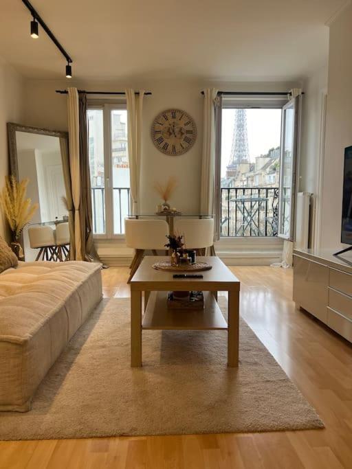 Appartement Paris Vue Tour Eiffel Trocadero Exterior foto